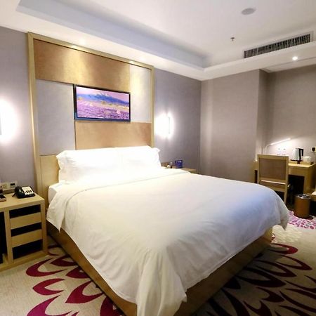 Lavande Hotel Foshan Yiwu Commodities City Extérieur photo