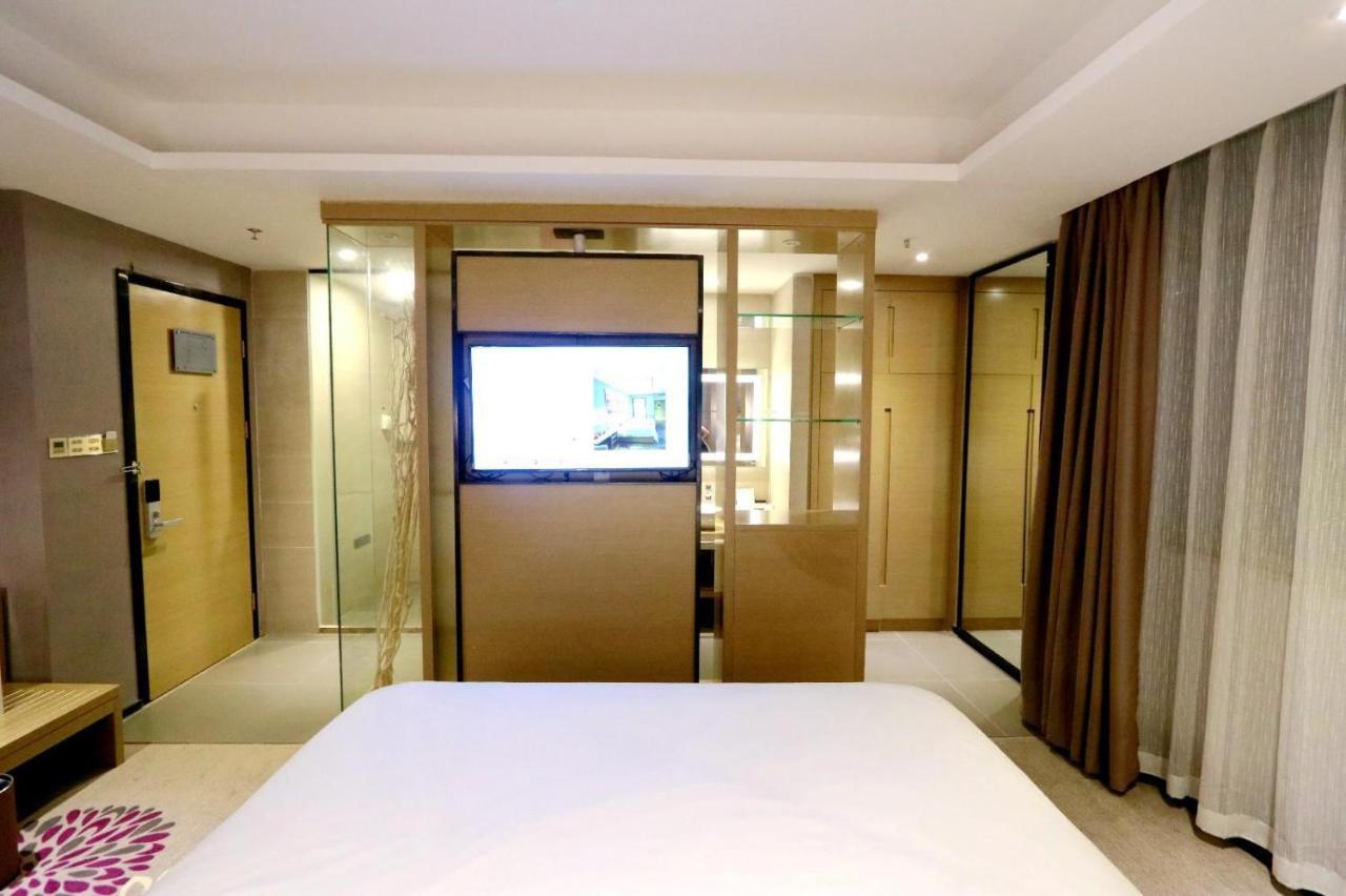 Lavande Hotel Foshan Yiwu Commodities City Extérieur photo